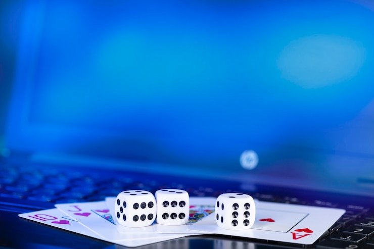 Tampilan pengguna menikmati Live Casino dengan perangkat mobile dan desktop yang mudah diakses